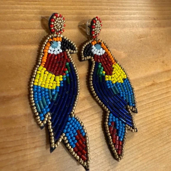 Colorful Beaded Parrot Earrings for Bird Lovers - Picture 1 of 3